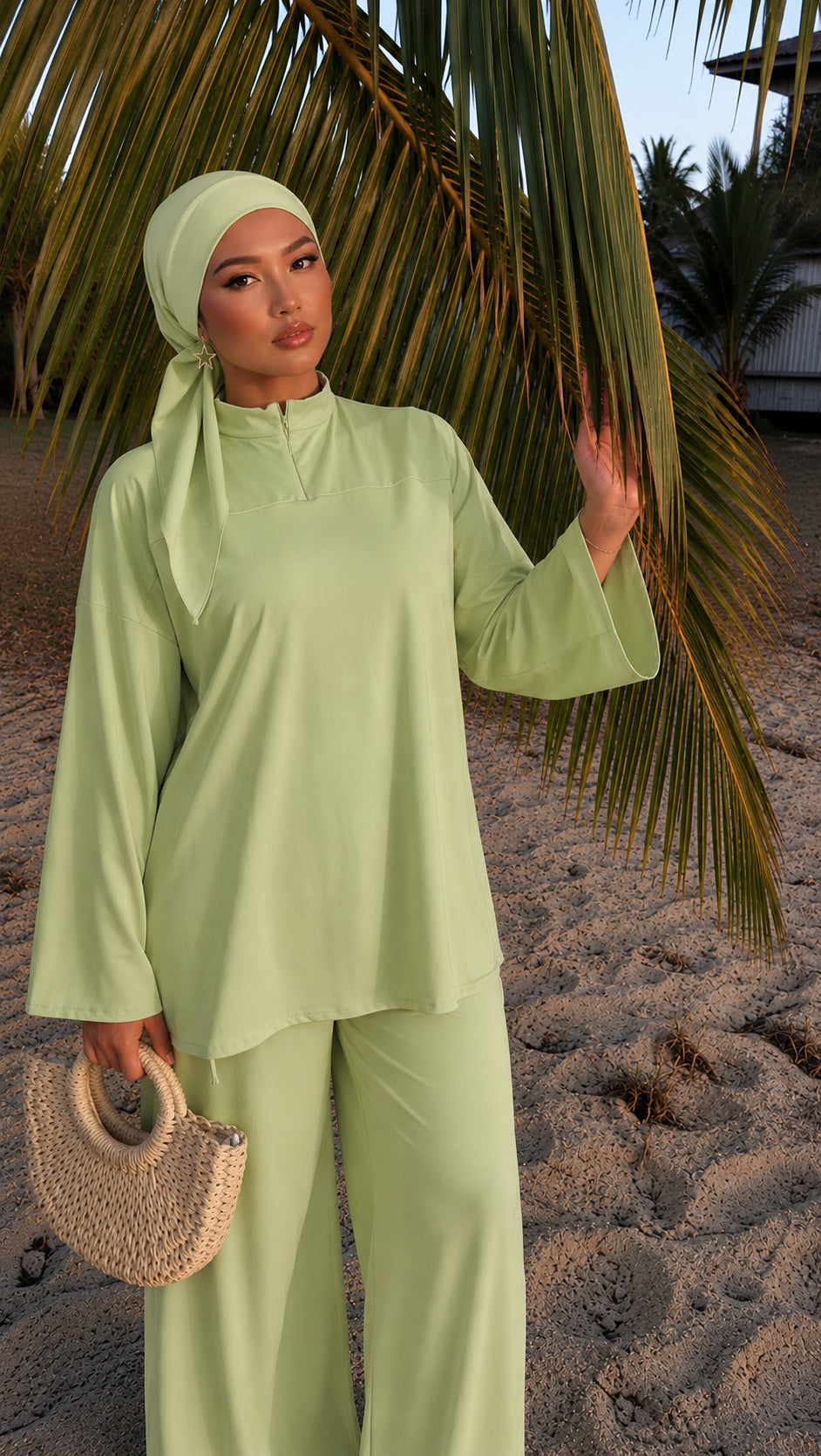 Burkini 3 pièces avec zip et cagoule vert