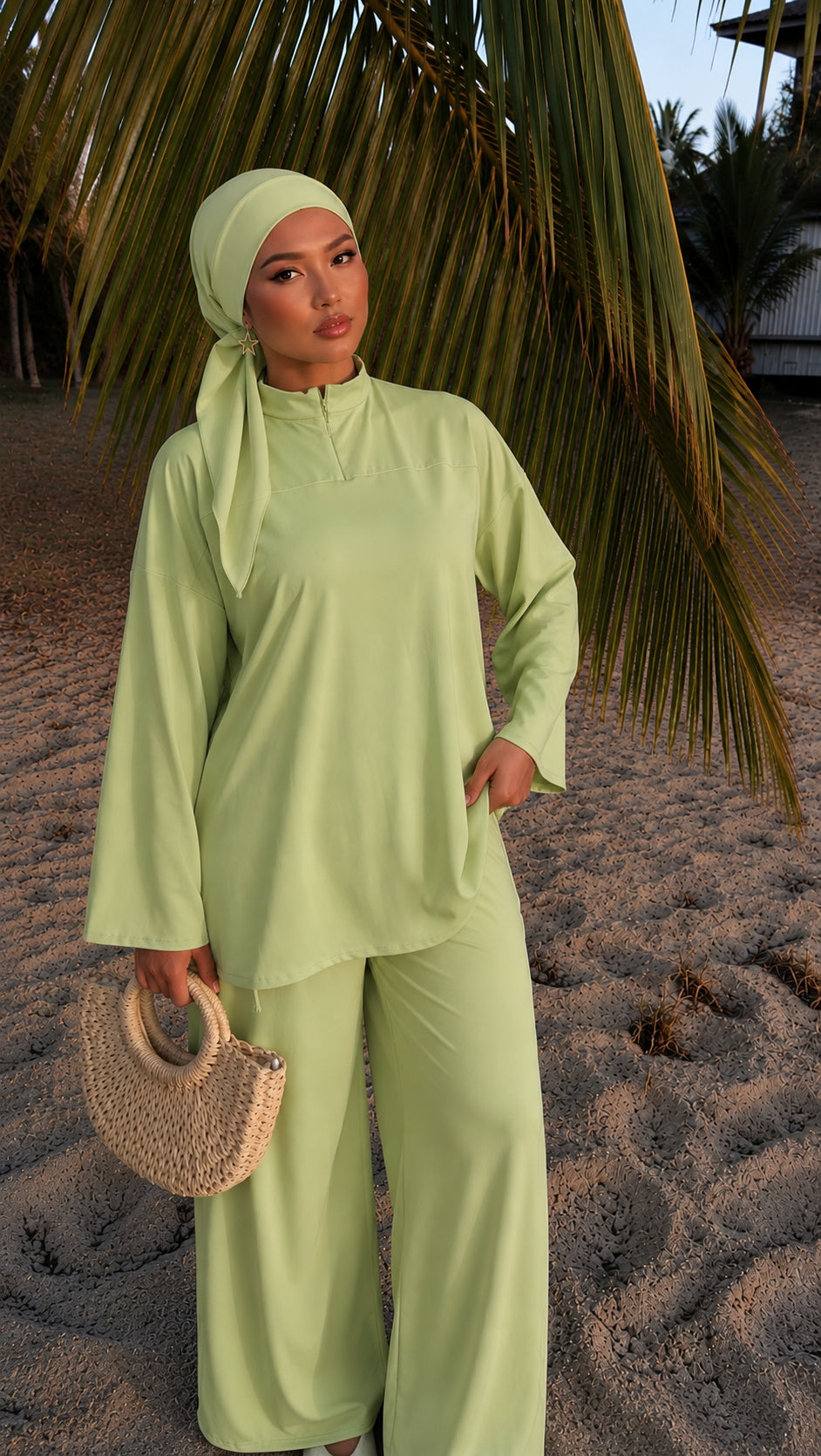 Burkini 3 pièces avec zip et cagoule vert